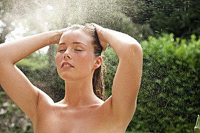 Steam版《东方弹幕神乐：迷失幻想曲》明年2月发售